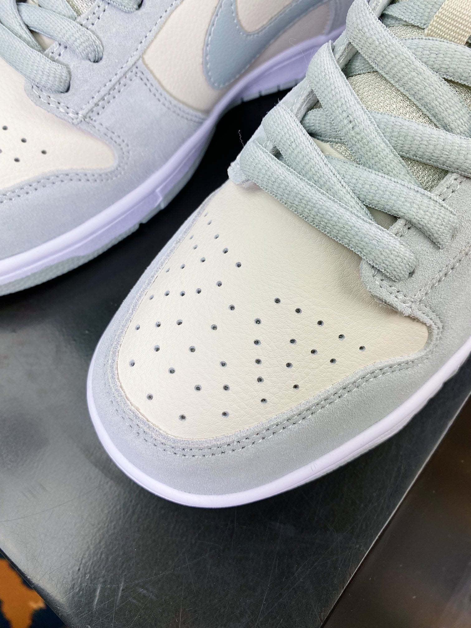 NK Dunk Low Azul-Verde e Creme - Vista 5