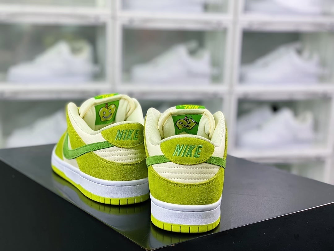 NK Dunk Low Green Apple - Vista 3