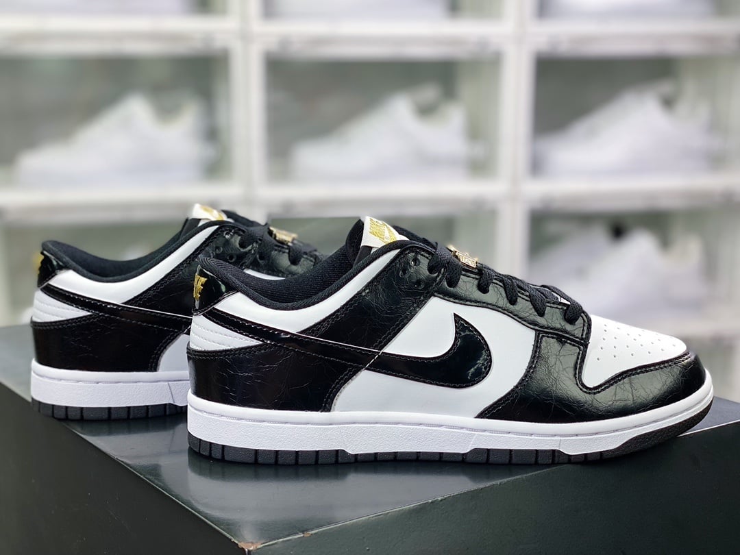 NK Dunk Low Crocodilo Preto Branco Panda - Vista 2