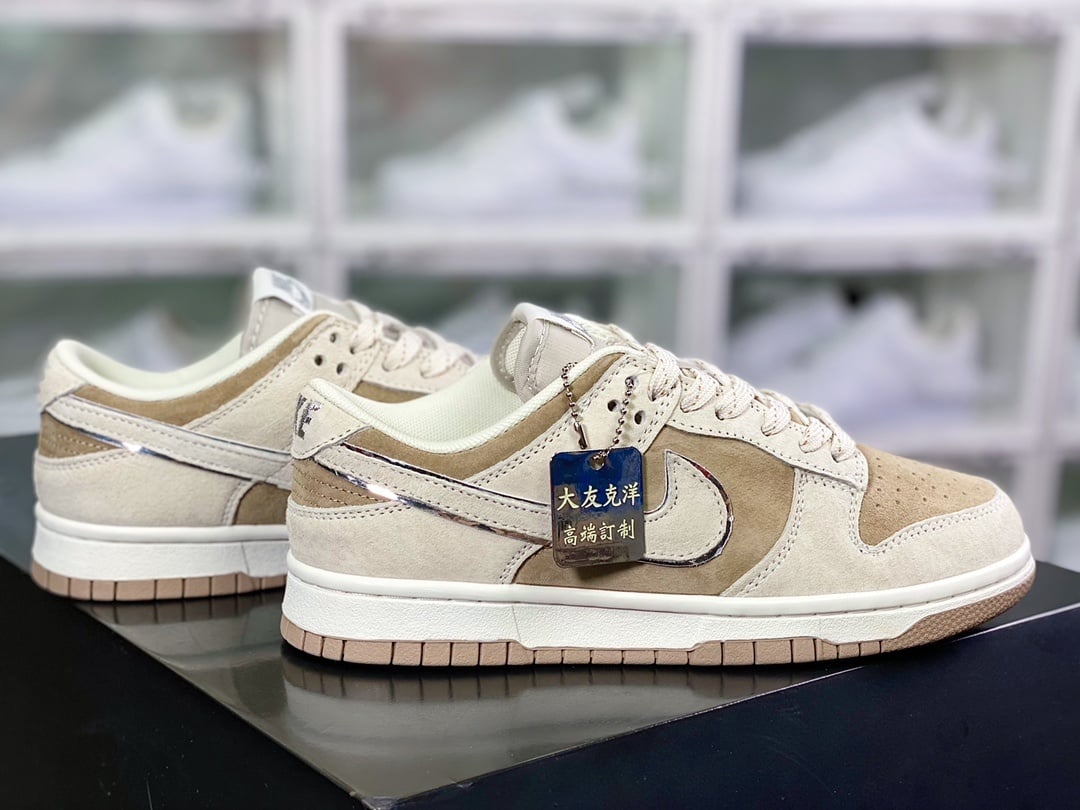 NK Dunk Low Camurça Cinza Claro Mocha Marrom - Vista 2