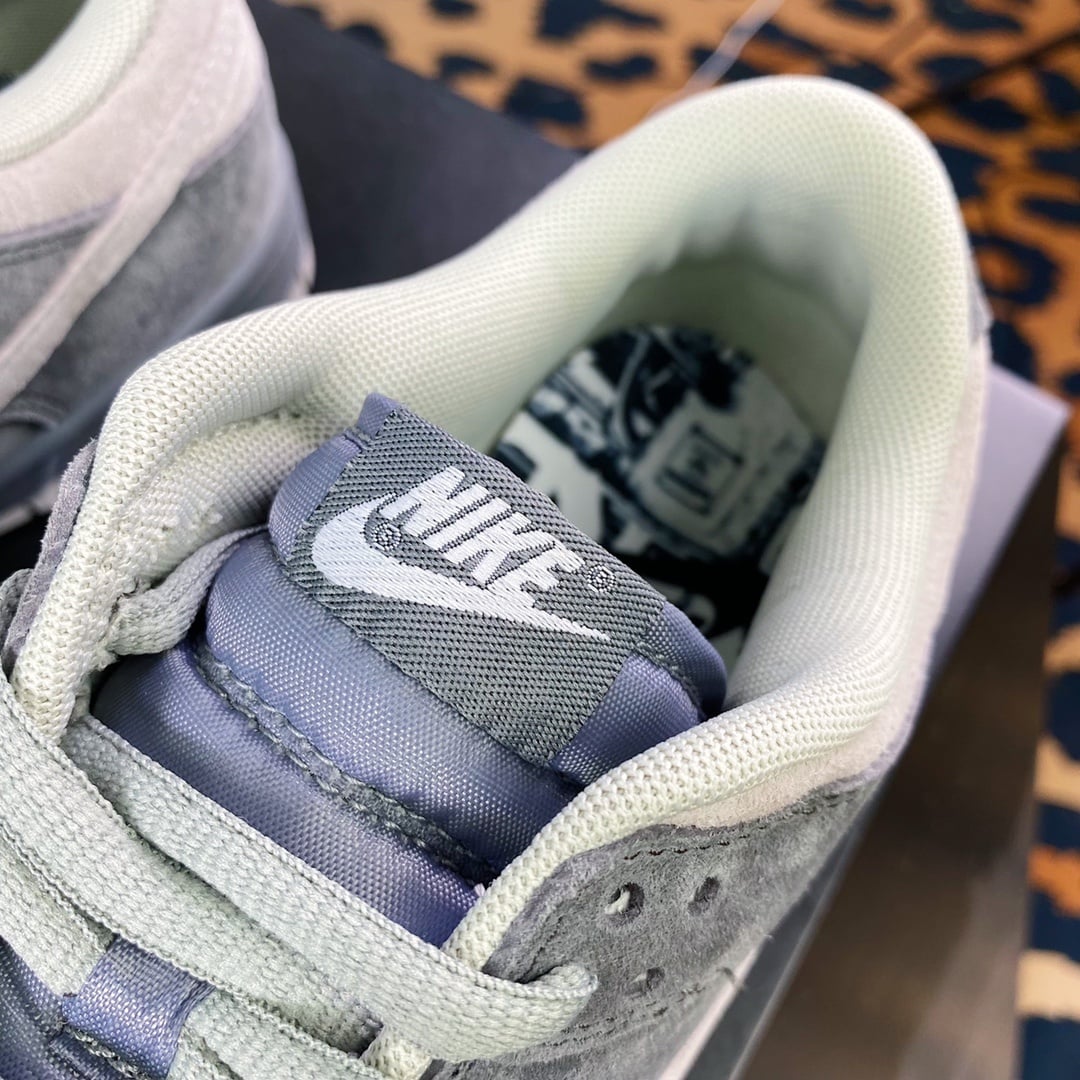 NK Dunk Low Camurça Cinza Claro Londres - Vista 6