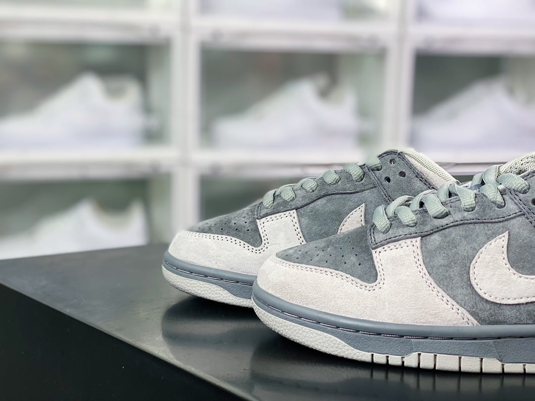 NK Dunk Low Camurça Cinza Claro Londres - Vista 8