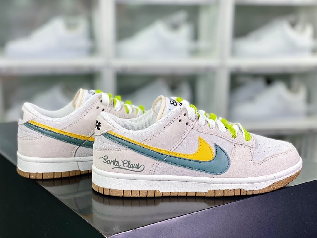 NK Dunk Low Camurça Cinza Claro e Amarelo Duplo Gancho - Vista 2
