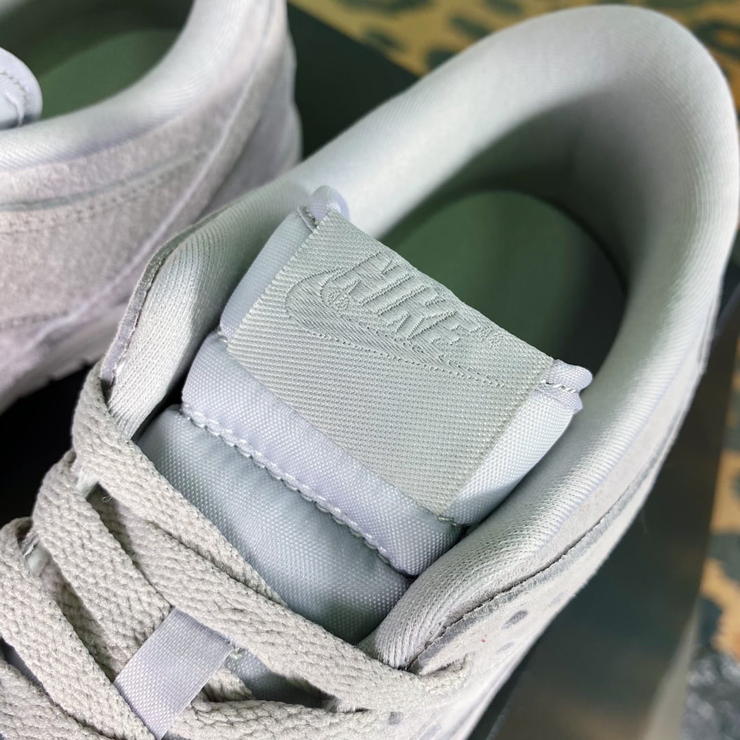 NK Dunk Low Camurça Cinza Partículas - Vista 6