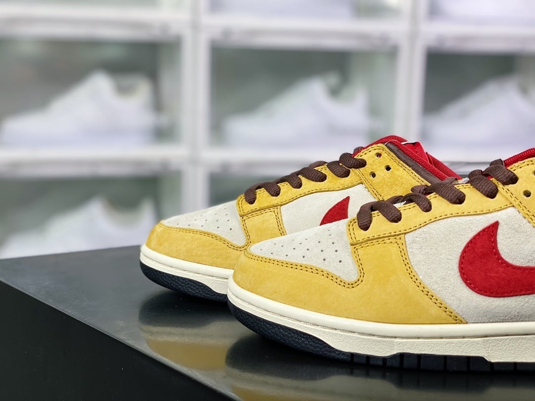 NK Dunk Low Camurça Dourado e Vermelho - Vista 8