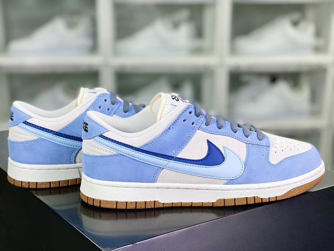 NK Dunk Low Camurça Neblina Azul e Azul Claro - Vista 2