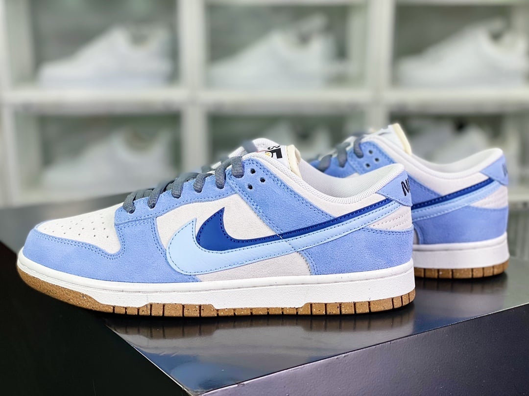 NK Dunk Low Camurça Neblina Azul e Azul Claro - Vista 3