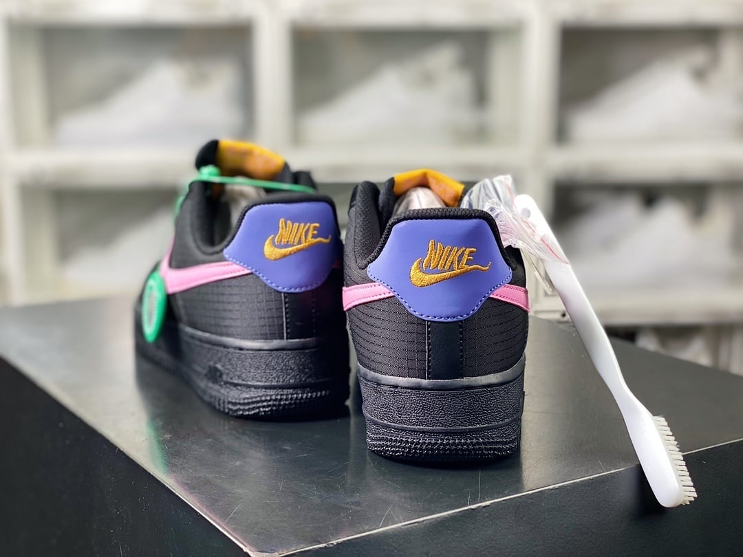 Nike Suede Preto, Rosa e Roxo - Vista 4