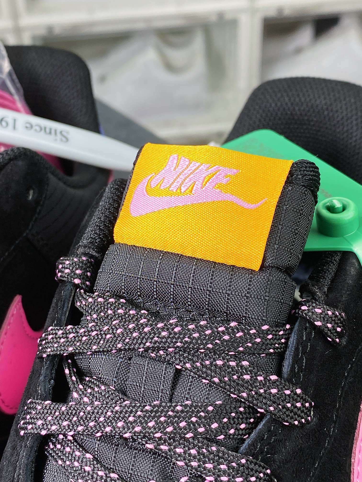 Nike Suede Preto, Rosa e Roxo - Vista 7