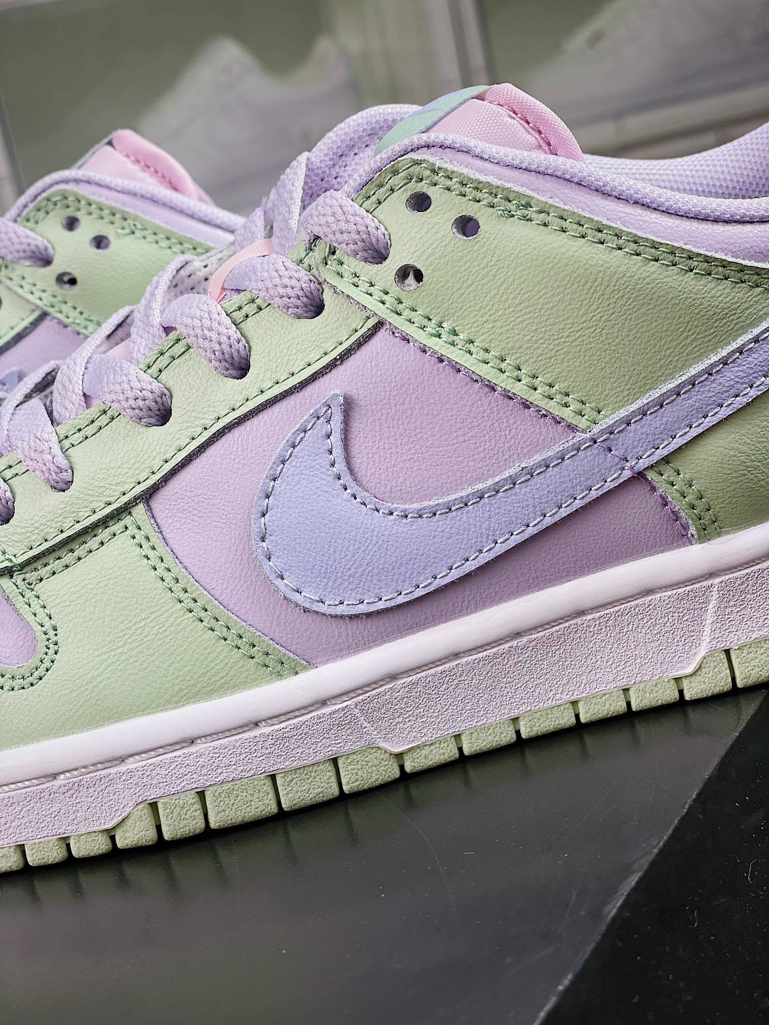 NK Dunk Low Amarelo, Rosa, Verde e Ice Lemon - Vista 7