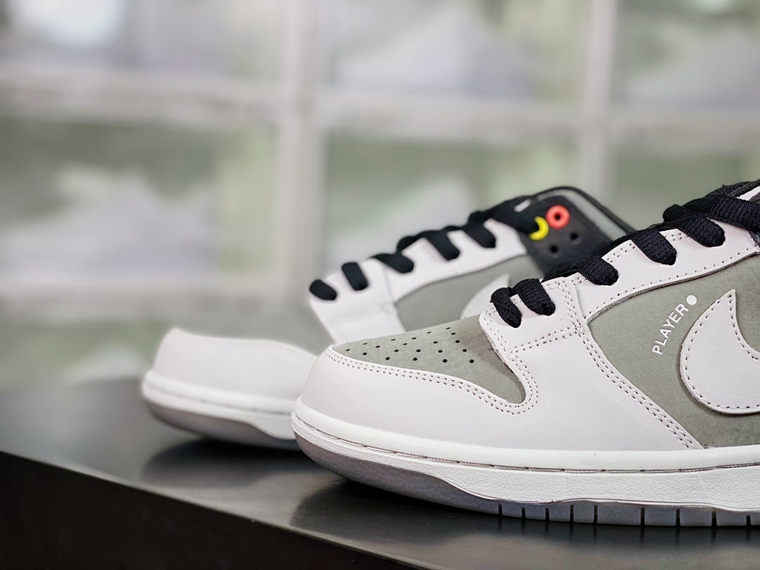 NK Dunk Low Colab Sony Preto e Cinza - Vista 8