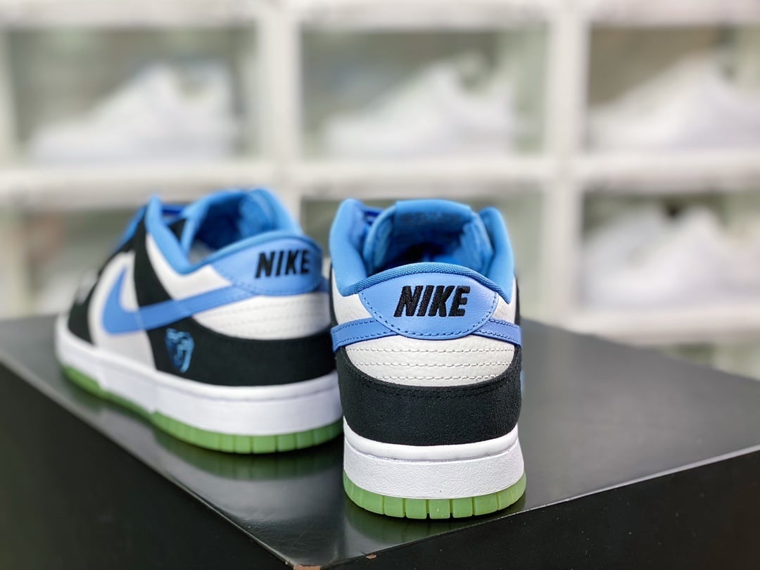 NK Dunk Low Preto Branco Azul Carolina Ginobili - Vista 4