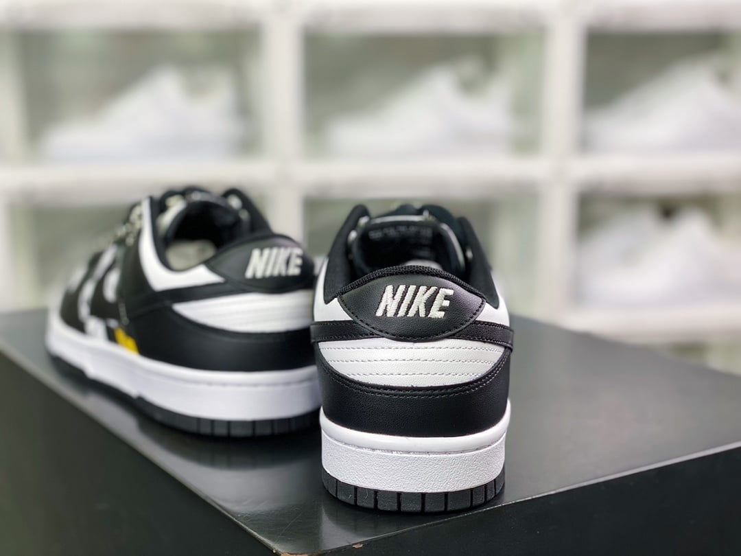 NK Dunk Low Preto Branco Chrome Heart - Vista 4