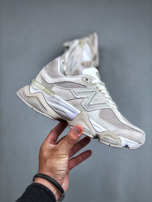 New Balance 9060 Grey Moonbeam - Vista 3