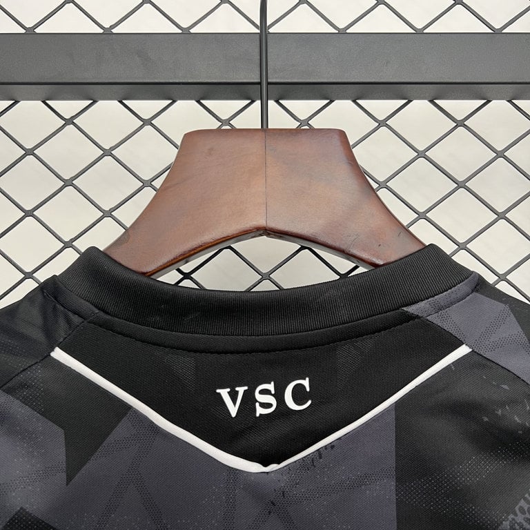 Kit Criança Guimarães Away 25/26 - Vista 3