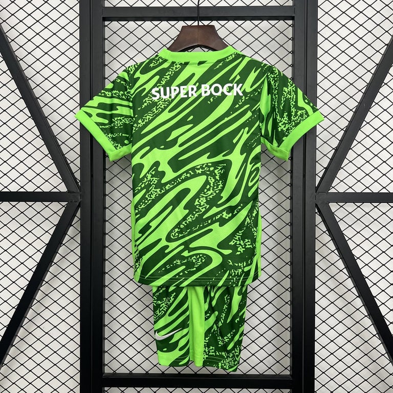 Kit Criança Guarda-Redes Sporting CP 2025/26 - Verde - Vista 3