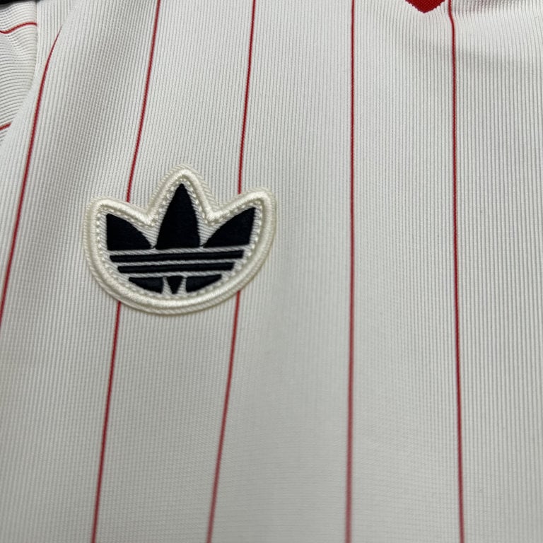 Kit Criança Benfica x Adidas Originals 2025/26 - Vista 6