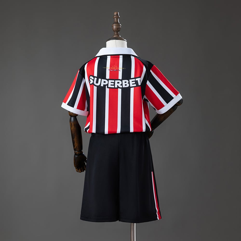 Equipamento Criança São Paulo 2026/2027 Alternativo - Vista 2