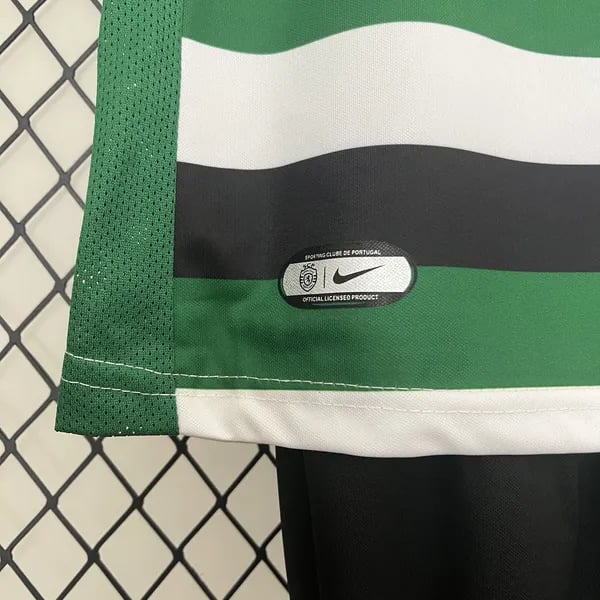 Kit Criança Sporting Principal 2024/25 - Vista 4