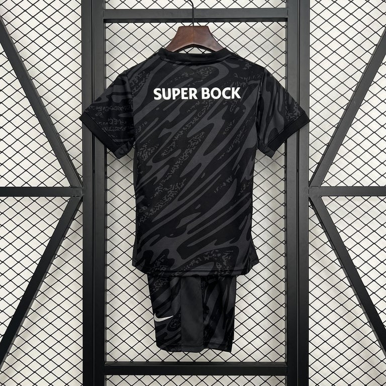 Kit Criança Guarda-Redes Sporting CP 2025/26 - Preto - Vista 11