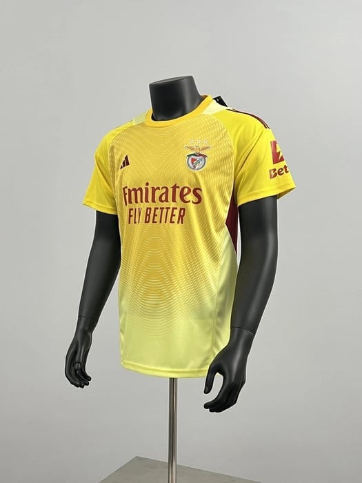 Camisola Benfica guarda-redes amarela 2025/26 - Vista 3