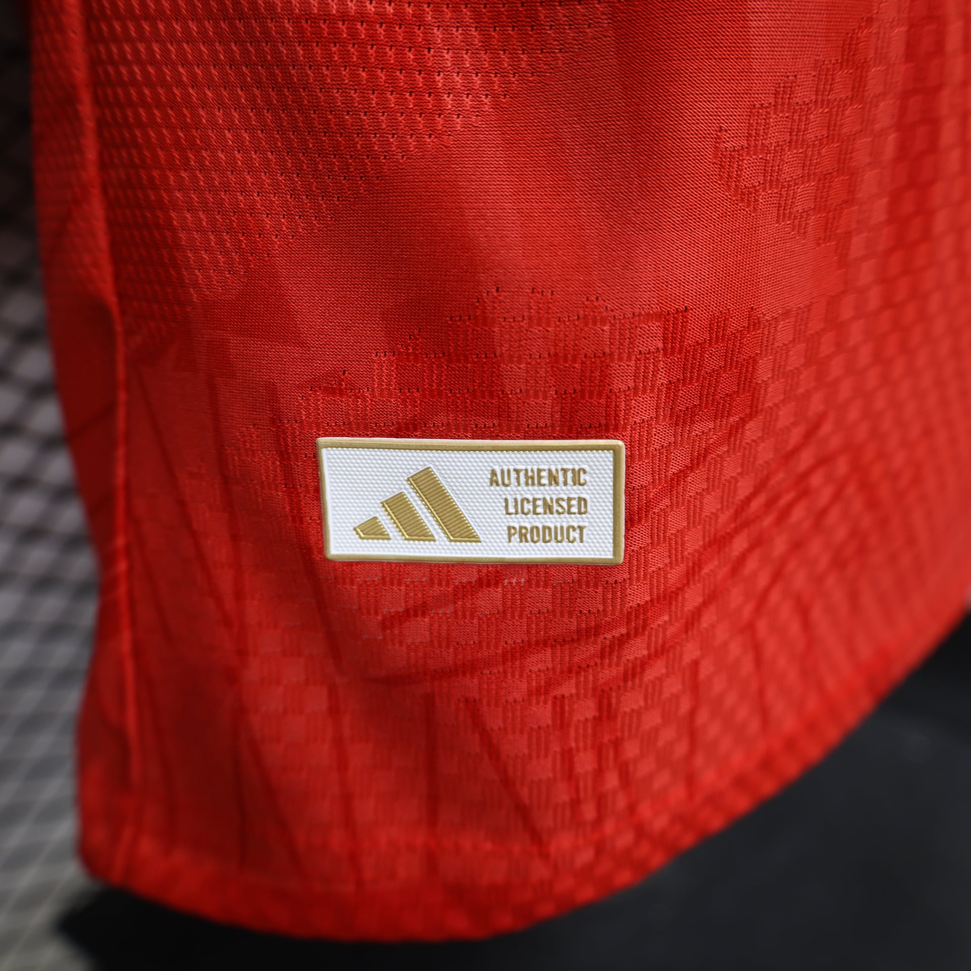 Camisola SL Benfica 2026/2027 Principal Versão Jogador - Vista 3