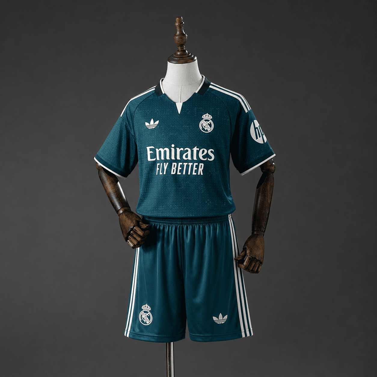 Equipamento Criança Real Madrid 2026/2027 Alternativo - Vista 1