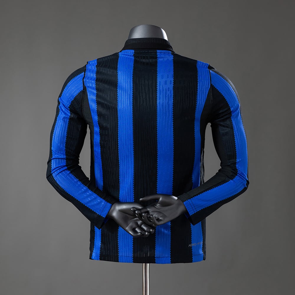 Camisola Inter de Milão 2026/2027 Principal Versão Jogador Manga Comprida - Vista 2