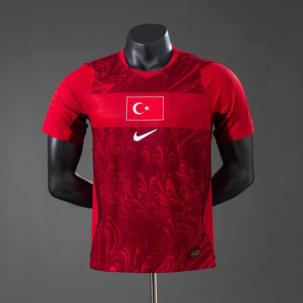 Camisola Principal Turquia Versão Jogador 2026 - Vista 1