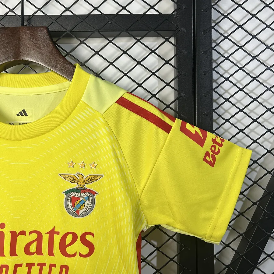 Kit Criança Guarda-Redes SL Benfica 2025/26 - Vista 3