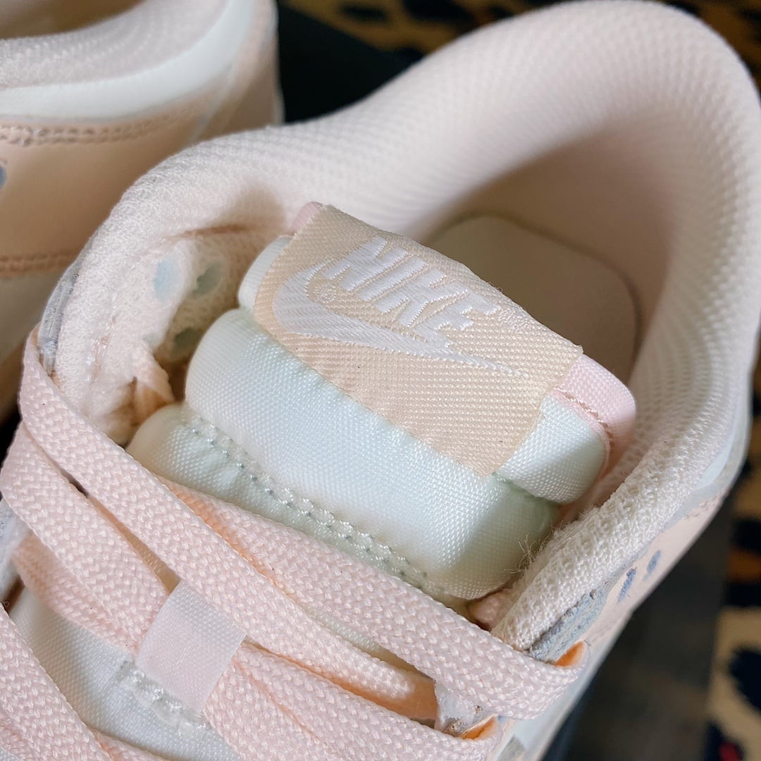 NK Dunk Low Cherry Blossom Branco, Rosa e Pérola - Vista 6