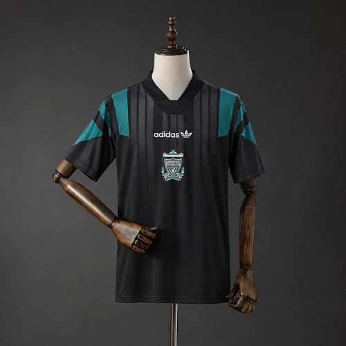 Camisola Liverpool 2026/2027 EQT Retro Preta - Vista 1