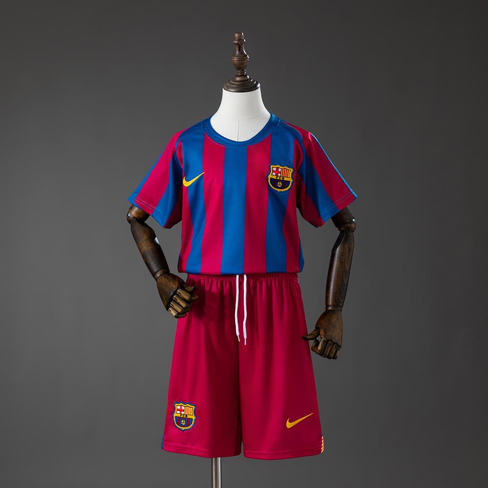Kit Crianca FC Barcelona Principal 2005/2006