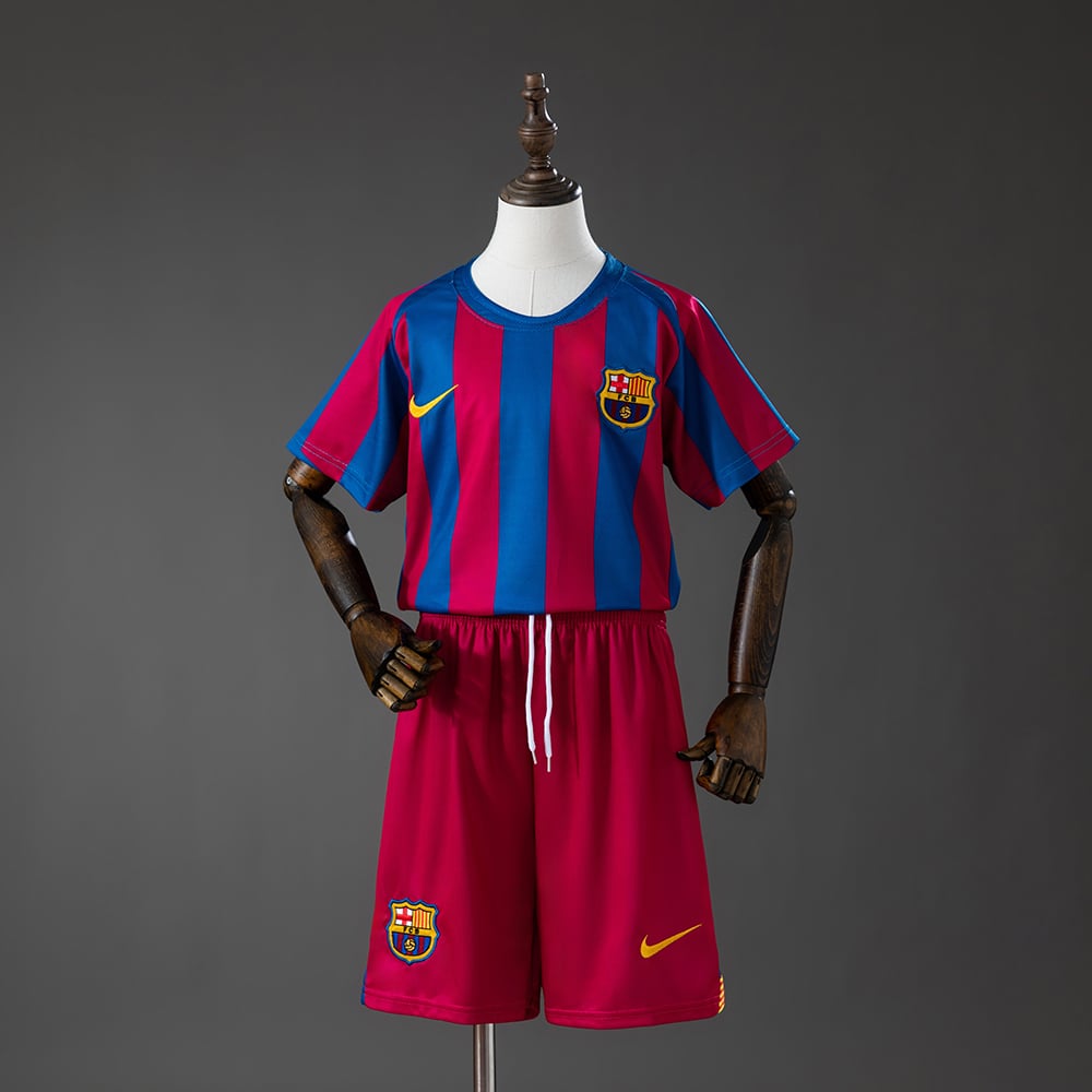 Kit Crianca FC Barcelona Principal 2005/2006 - Vista 1
