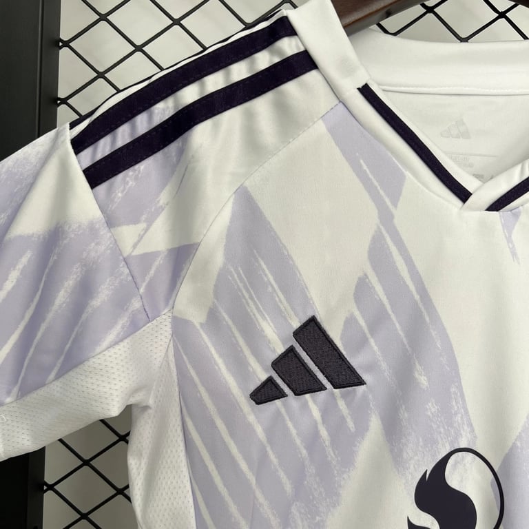 Kit Criança Manchester United terceiro equipamento 2025/26 - Vista 4