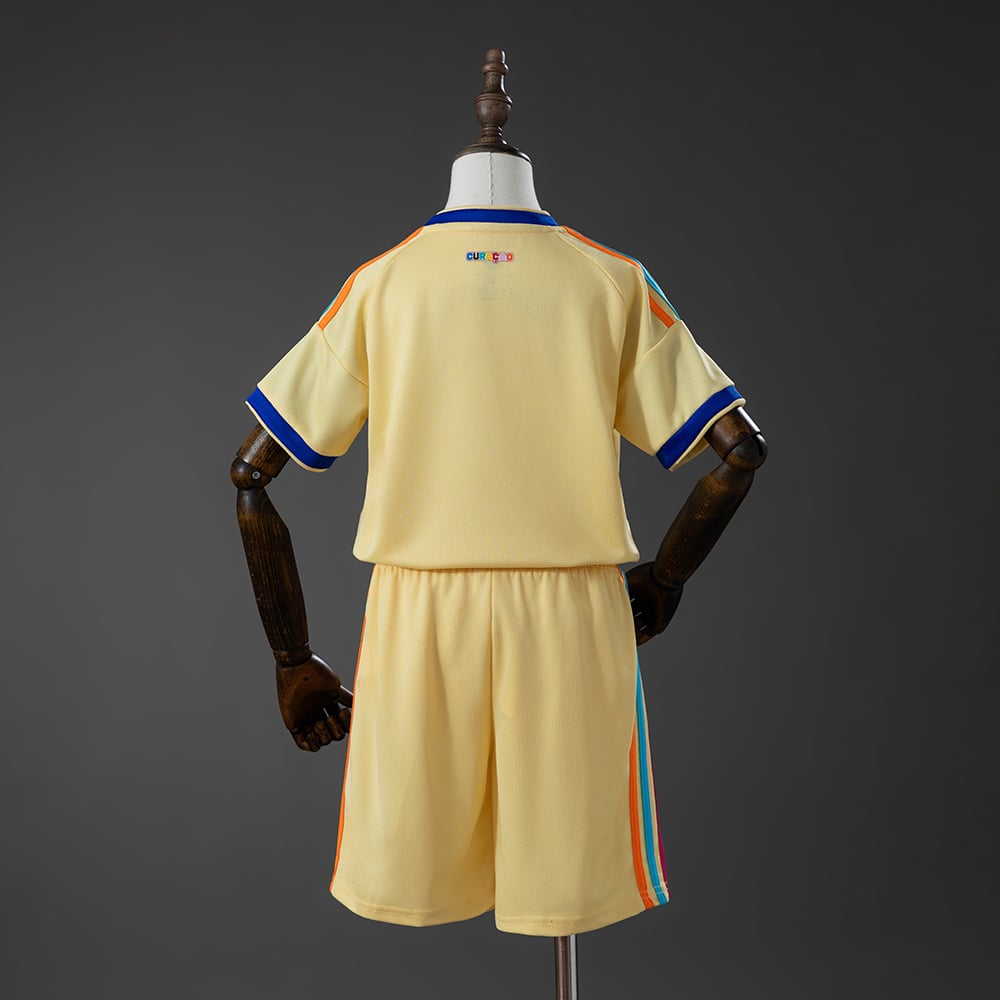 Equipamento Criança Curaçau 2026 Fora - Vista 2
