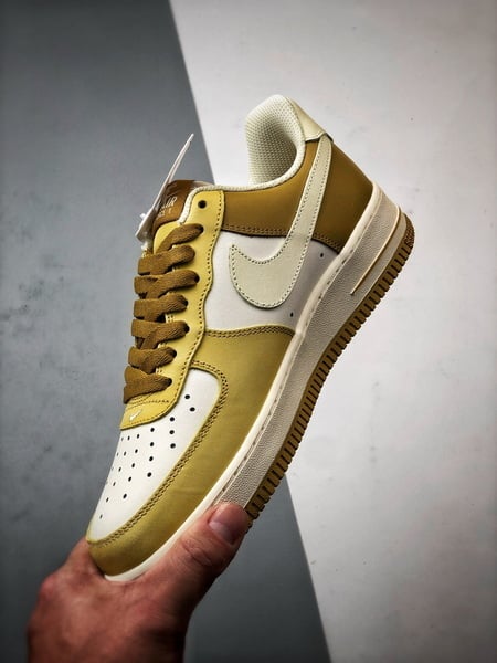 Air Force 1 '07 Low Amarelo Limão - Vista 5
