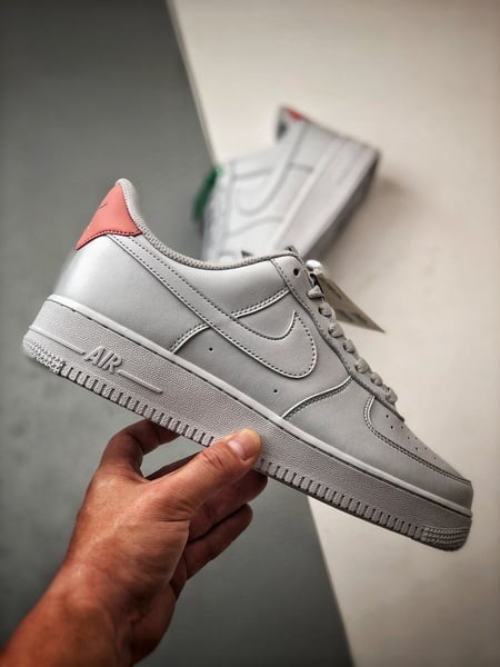 Air Force 1 '07 Low Cinzento Frio e Rosa - Vista 7