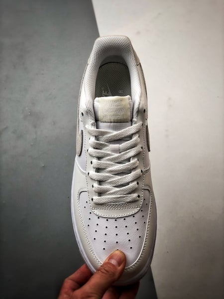 Air Force 1 '07 Low Branco Creme - Vista 9