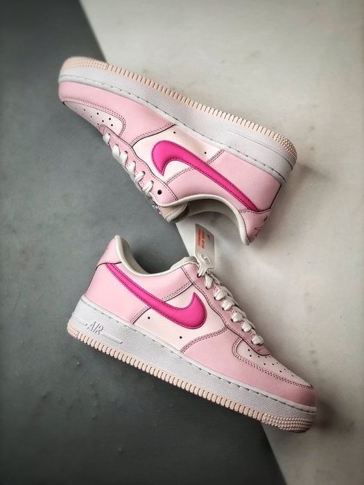 Air Force 1 '07 Low Rosa e Branco - Vista 6