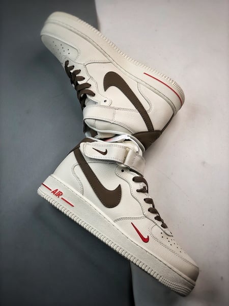 Air Force 1 07 Mid Leite e Cafe Meio Alto - Vista 6