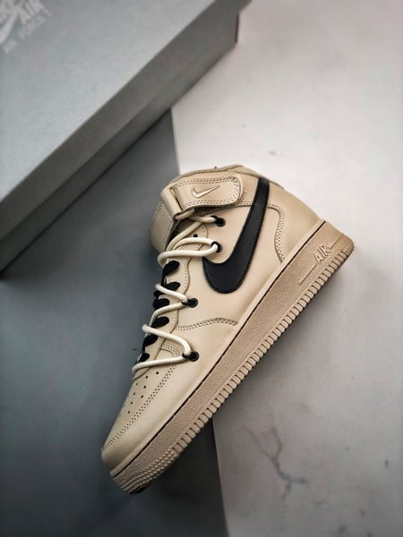 Air Force 1 07 Mid Marrom e Preto Cordao - Vista 8