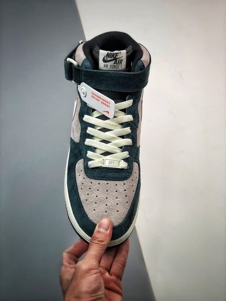 Air Force 1 07 Mid Cinzento e Verde Camurca - Vista 4