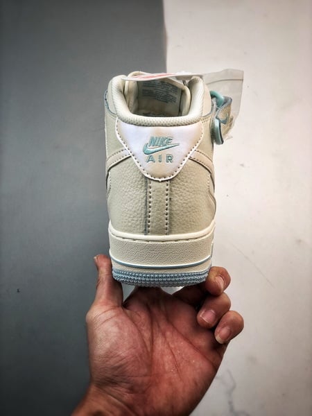 Air Force 1 07 Mid Perolado Bege Branco e Azul Gelo - Vista 3