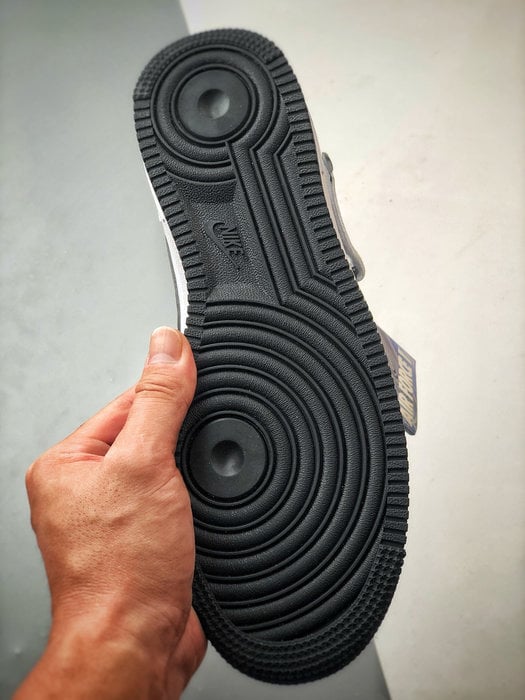 Air Force 1 07 Mid Branco e Preto - Vista 4