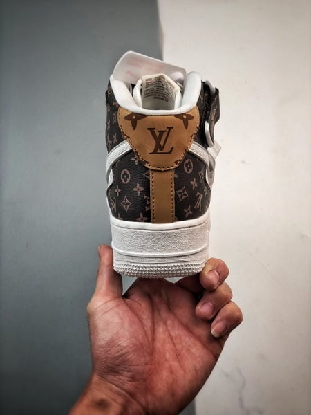 Air Force 1 07 Mid LV Branco e Marrom Estampado Completo - Vista 3