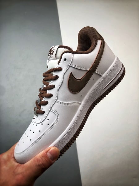 Air Force 1 Low Branco e Marrom - Vista 5