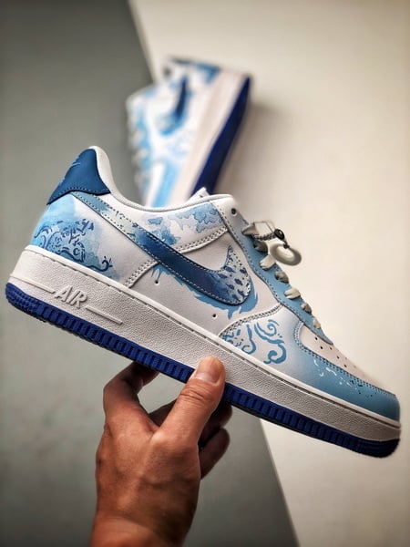 Air Force 1 Low Edição Ano do Dragão Azul e Branco - Vista 7