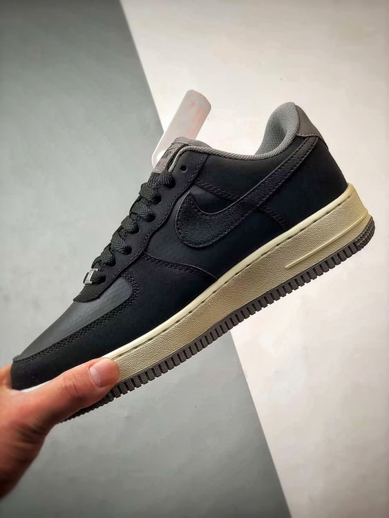 Air Force 1 Low 'Dark Pewter' Preto - Vista 5