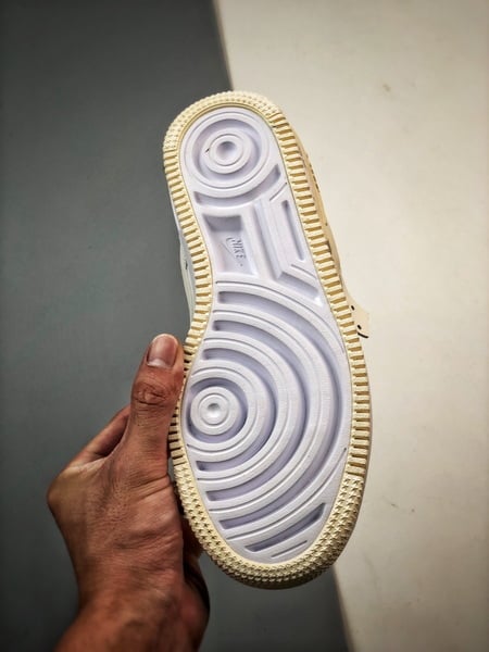 Air Force 1 Shadow Cha com Leite - Vista 4